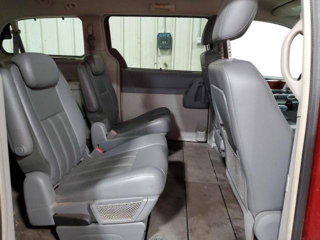 2009 Chrysler Town & Country Touring