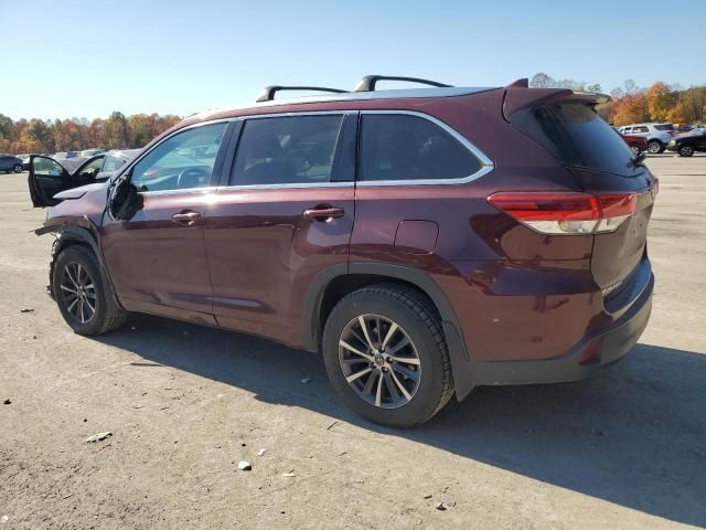 2017 Toyota Highlander SE