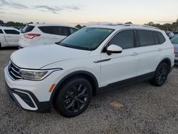 Carros salvage para piezas a la venta en subasta: 2022 Volkswagen Tiguan SE