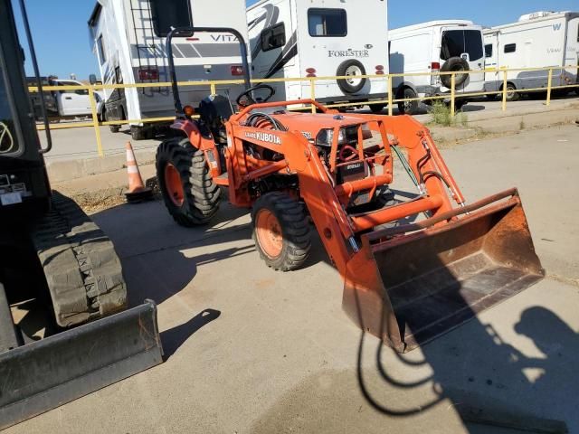 2006 Kubota Tractor