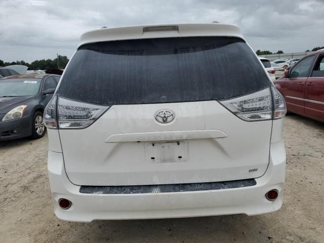 2017 Toyota Sienna SE