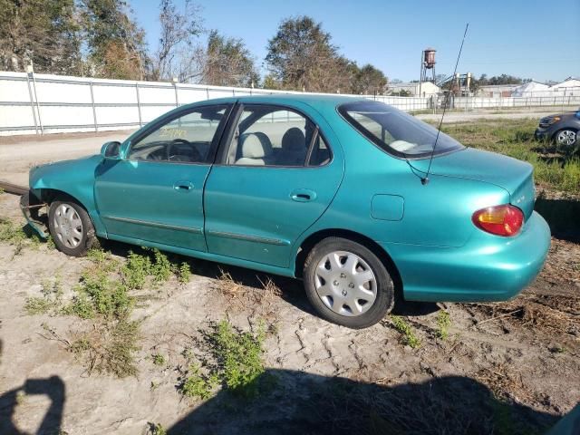 2000 Hyundai Elantra GLS