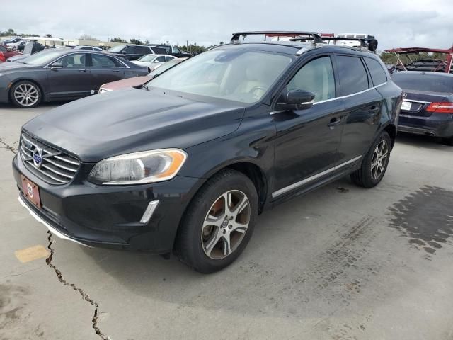 2015 Volvo XC60 T6 Platinum