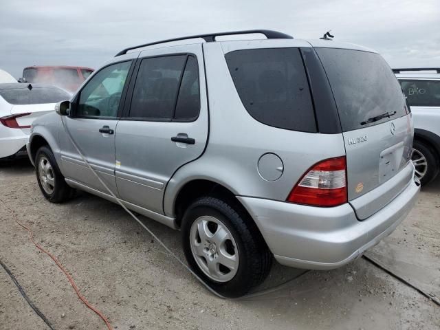 2003 Mercedes-Benz ML 320