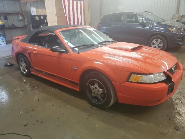 2004 Ford Mustang