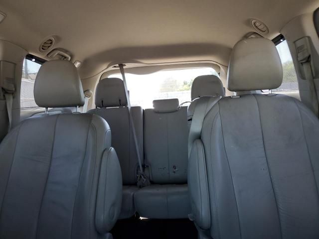 2012 Toyota Sienna XLE