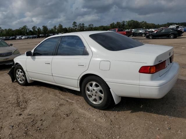 2000 Toyota Camry LE