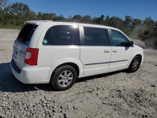 2012 Chrysler Town & Country Touring L