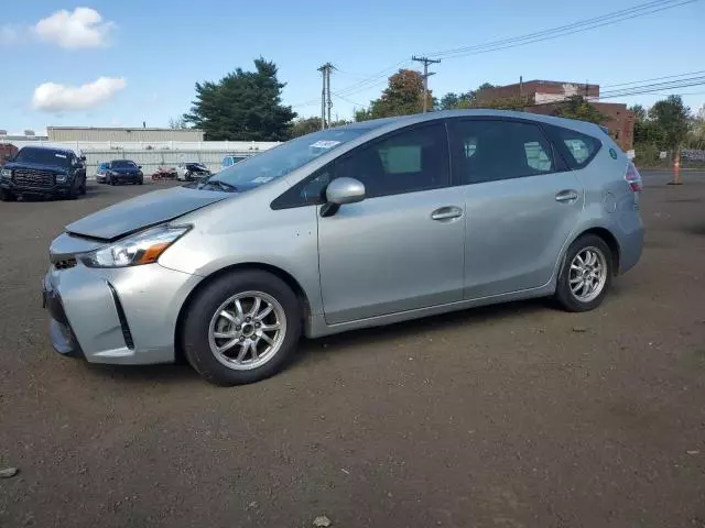 2016 Toyota Prius V