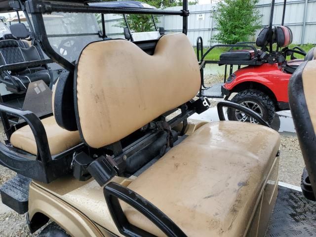 2016 Starcraft Golf Cart