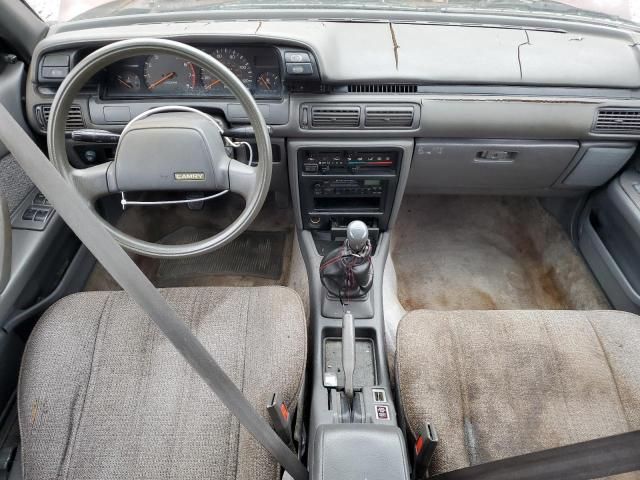 1989 Toyota Camry DLX