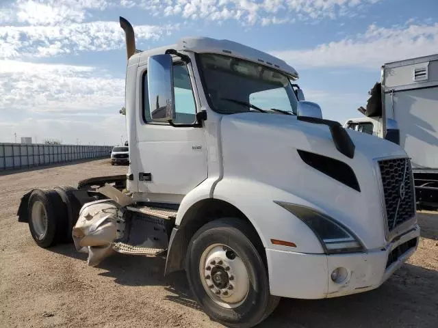 2019 Volvo VNR