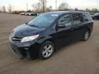 2018 Toyota Sienna LE