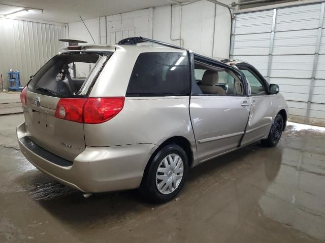 2010 Toyota Sienna CE