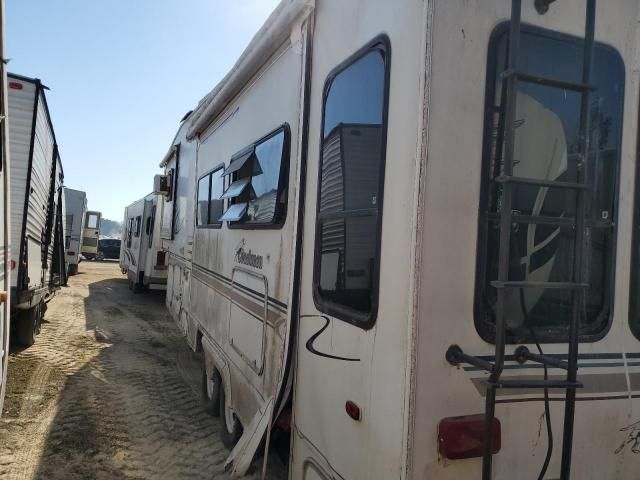 2000 Coachmen Royal