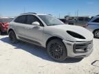 2022 Porsche Macan