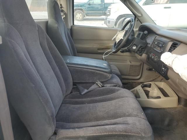 2002 Dodge Dakota Base