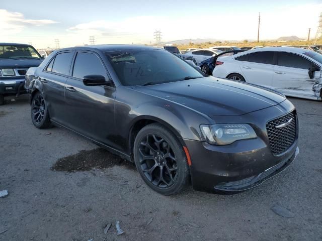 2019 Chrysler 300 Touring