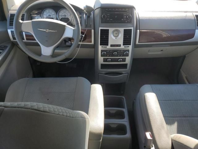 2010 Chrysler Town & Country Touring