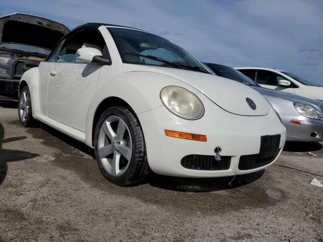 2007 Volkswagen New Beetle Triple White