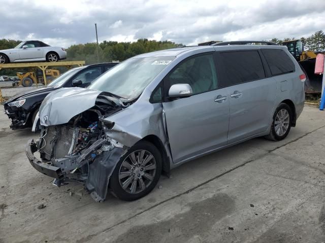 2013 Toyota Sienna XLE