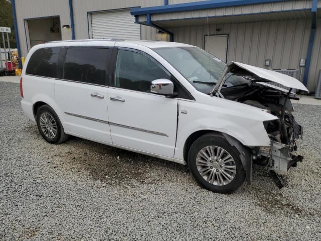 2014 Chrysler Town & Country Touring L