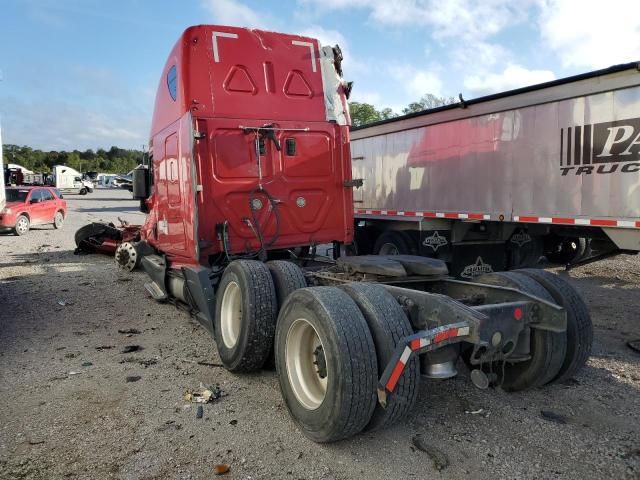 2016 Freightliner Cascadia 125