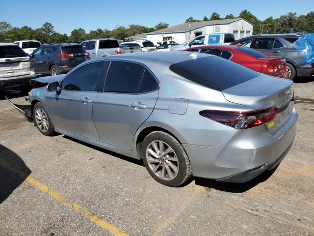 2022 Toyota Camry LE