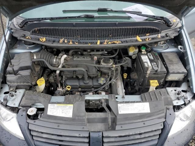 2005 Dodge Grand Caravan SE