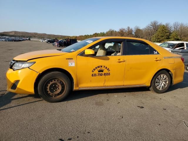 2014 Toyota Camry Hybrid