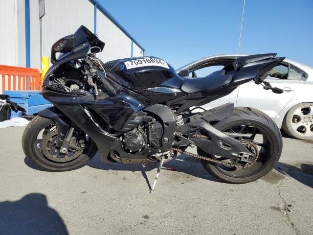 2021 Yamaha YZFR1