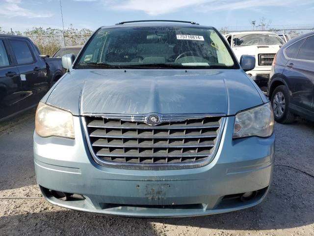 2010 Chrysler Town & Country Touring Plus