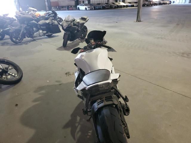 2013 Kawasaki ZX636 E