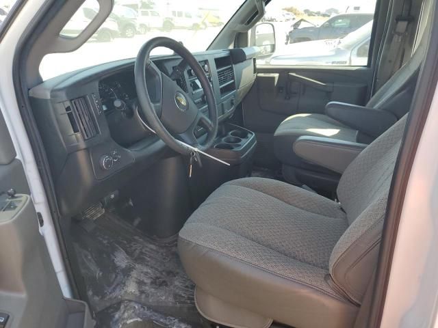 2022 Chevrolet Express G2500