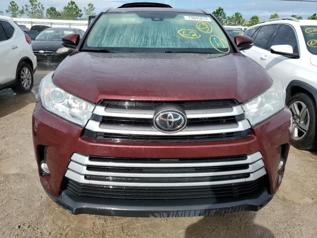 2018 Toyota Highlander SE