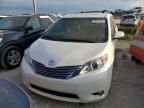 2016 Toyota Sienna XLE