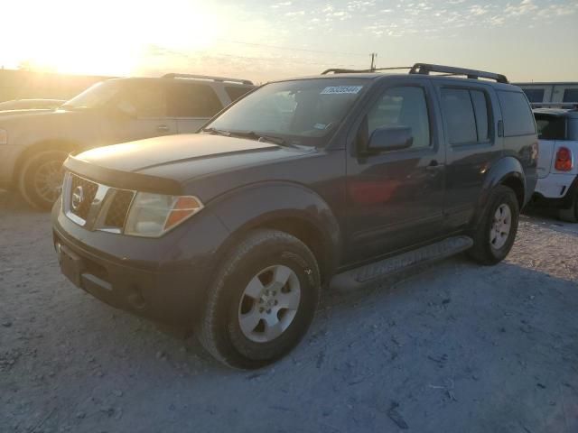 2006 Nissan Pathfinder LE