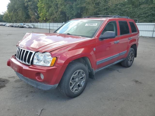 2005 Jeep Grand Cherokee Laredo