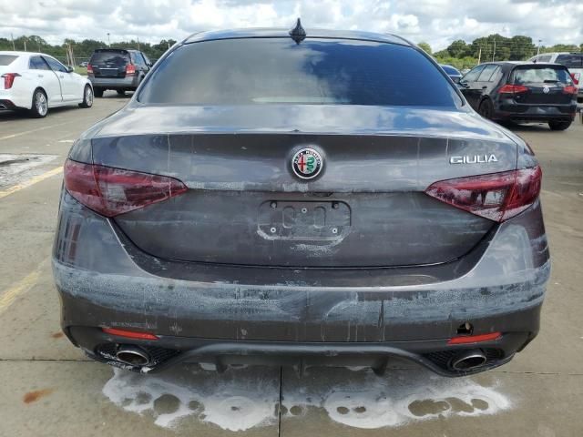 2017 Alfa Romeo Giulia TI