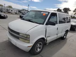 Salvage cars for sale from Copart Chicago: 2002 Chevrolet Astro