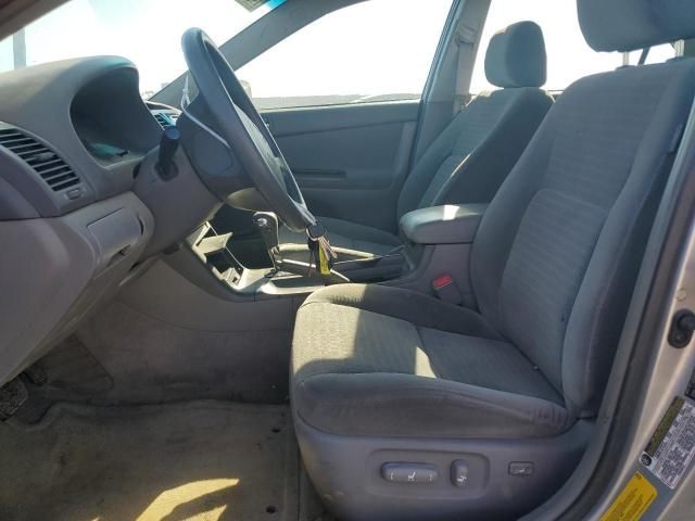 2005 Toyota Camry LE