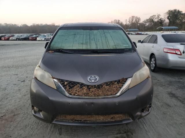 2011 Toyota Sienna XLE