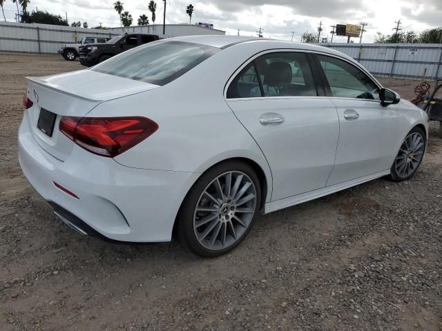 2019 Mercedes-Benz A 220