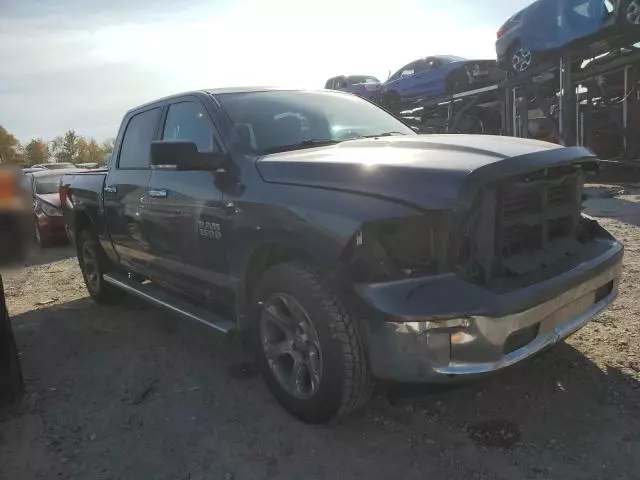 2015 Dodge RAM 1500 SLT