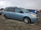 2005 Toyota Sienna CE