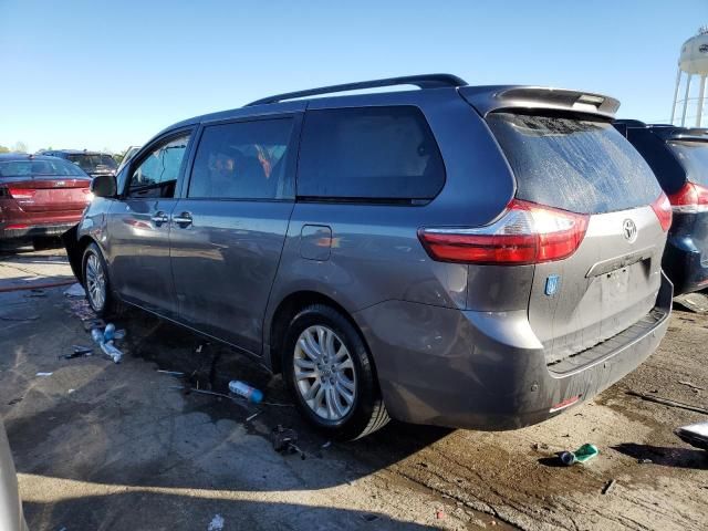 2015 Toyota Sienna XLE