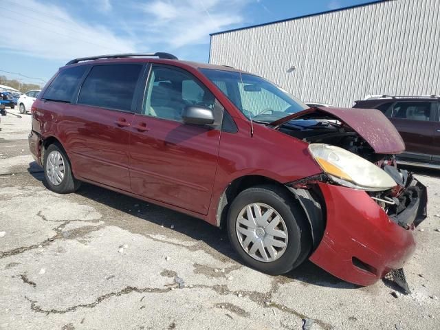 2009 Toyota Sienna CE