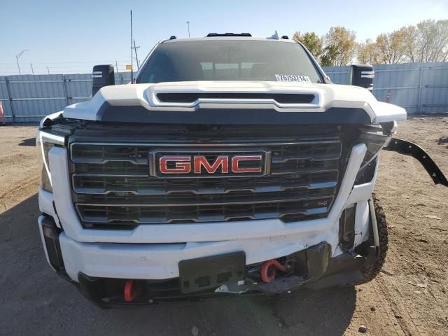 2024 GMC Sierra K2500 AT4