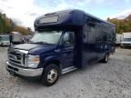 2016 Ford Econoline E450 Super Duty Cutaway Van