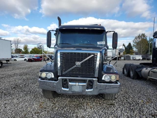 2009 Volvo VHD